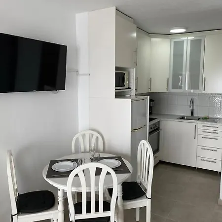 Apartment Great View Comodoro In Los Cristianos *