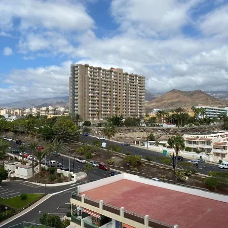 Great View Comodoro In Los Cristianos Los Cristianos (Tenerife)