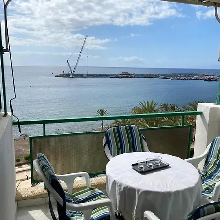 Great View Comodoro In Los Cristianos شقة